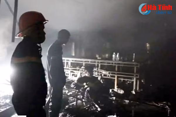 Toàn cảnh vụ cháy tại Karaoke Kingdom Club