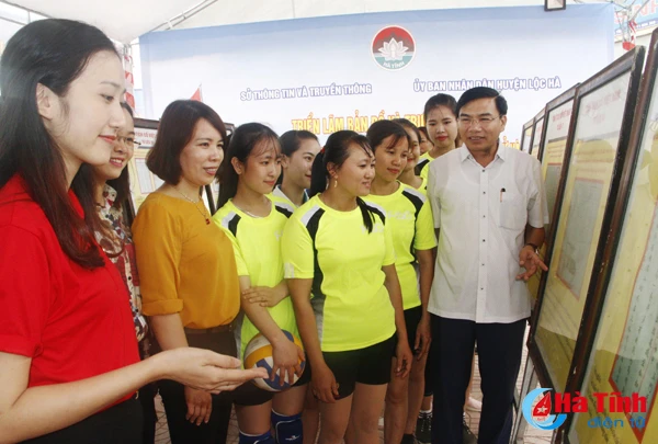 soi noi cac hoat dong khai truong du lich bien ha tinh nam 2018