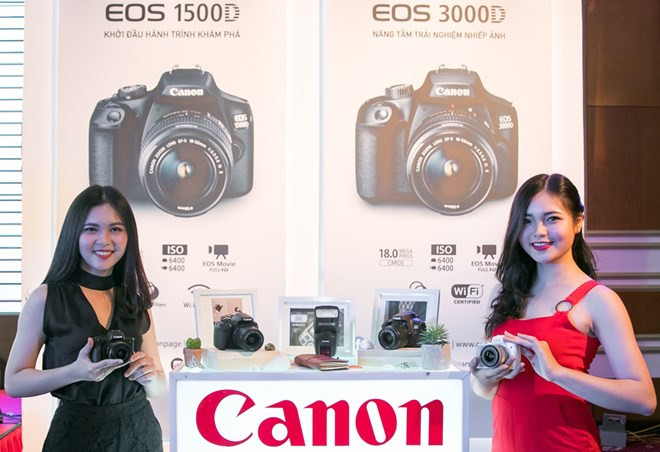 Canon cùng lúc tung 3 mẫu máy ảnh chiến lược trong năm 2018 ảnh 3 canon cung luc tung 3 mau may anh chien luoc trong nam 2018
