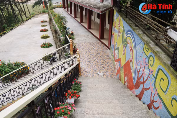 Photo: Độc đáo ngôi chùa nằm trong hang đá ở Hà Tĩnh