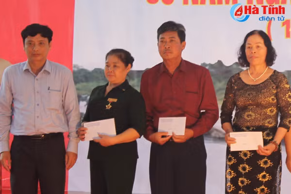 ky niem 50 nam ngay hy sinh 53 liet sy tai cau nhe