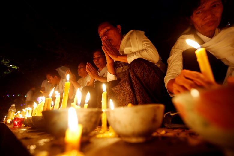 khong khi mung dai le vesak o khap noi tren the gioi