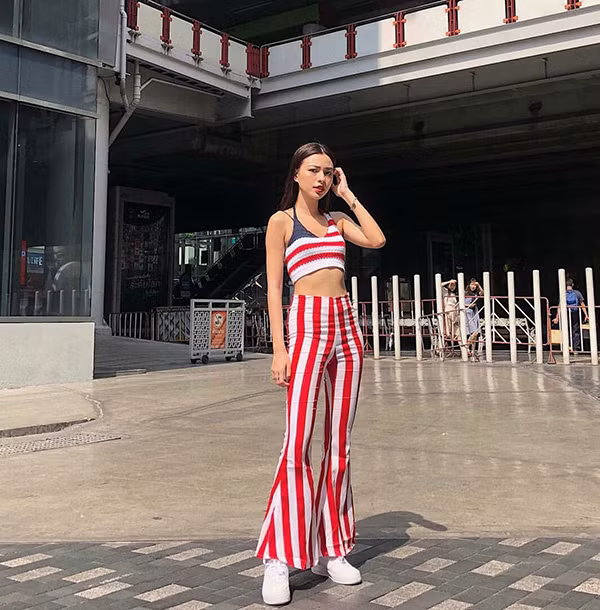 dau mua nang sao viet dien trang phuc ruc ro sac mau