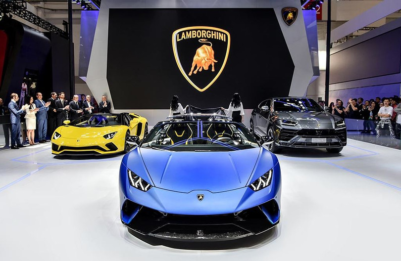 lamborghini huracan performante spyder lan dau ra mat chau a