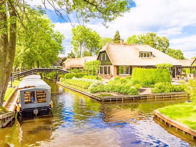 8 diem den xe o to khong ton tai tren the gioi