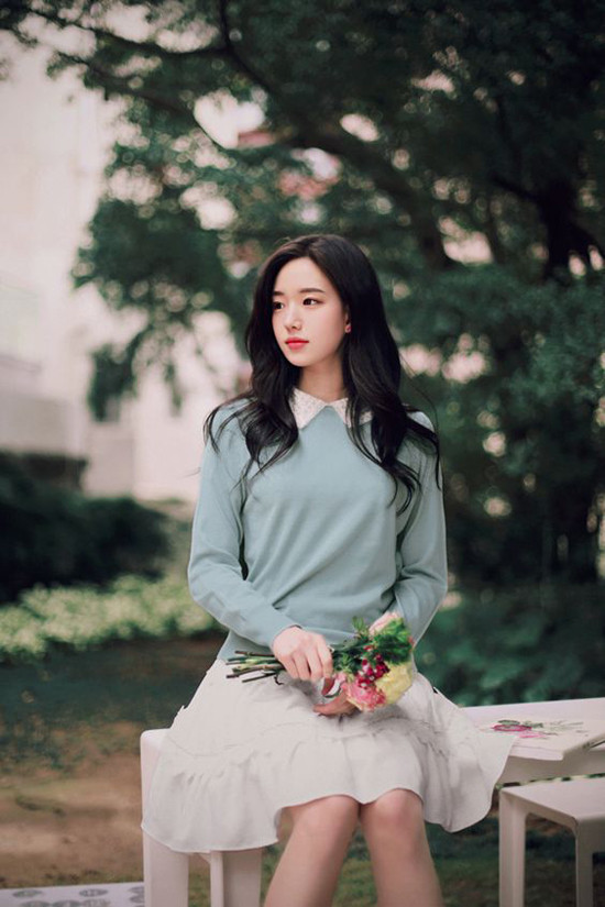 ton net thanh lich cung tong xanh diu mat