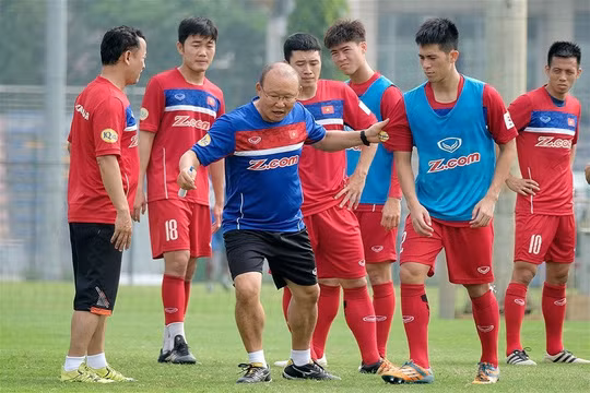 gap toan tay a hlv park hang seo lai mo chinh phuc asian cup 2019