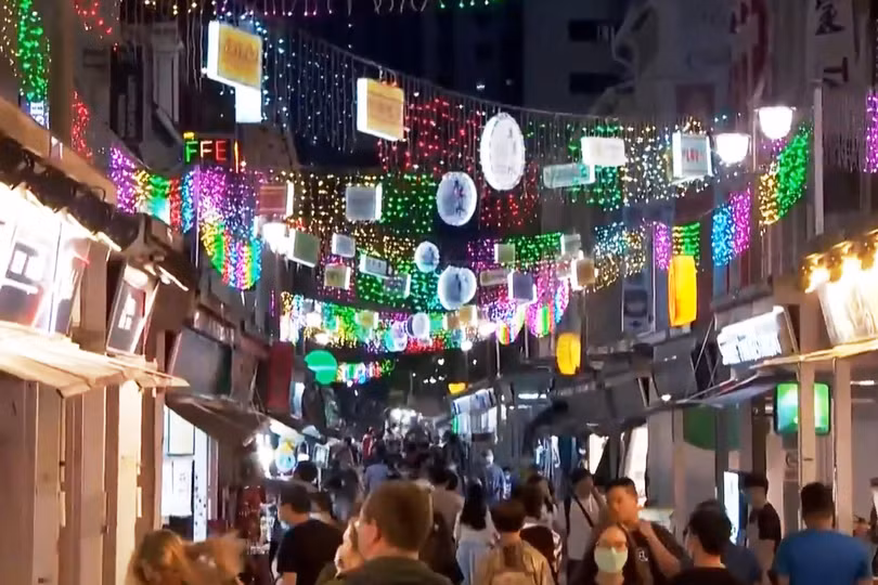 Rộn ràng không khí đón tết Trung thu ở các nước