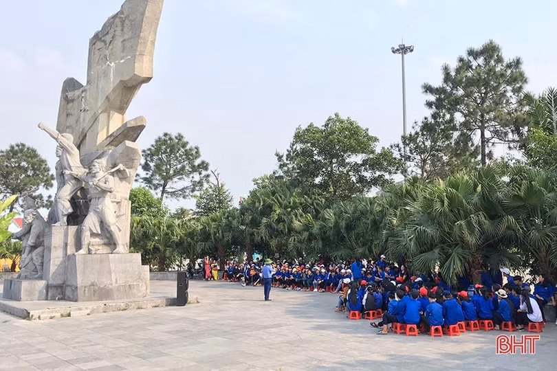 Khơi dậy lòng yêu nước cho học sinh trên vùng quê cách mạng ở Hà Tĩnh