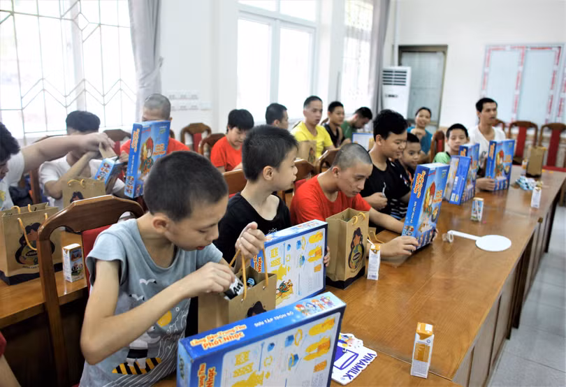 Mùa trung thu ấm áp cùng Quỹ Sữa Vươn cao Việt Nam