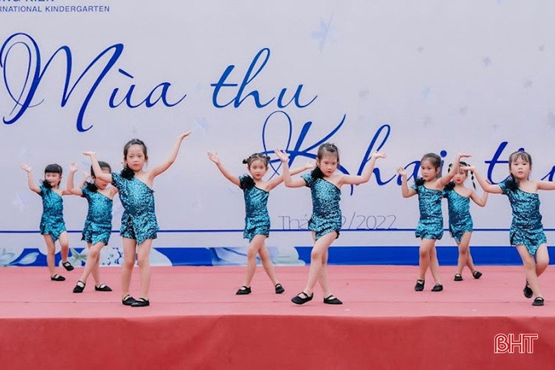 Hơn 500 học sinh Trường Mầm non Trung Kiên vui khai giảng năm học mới