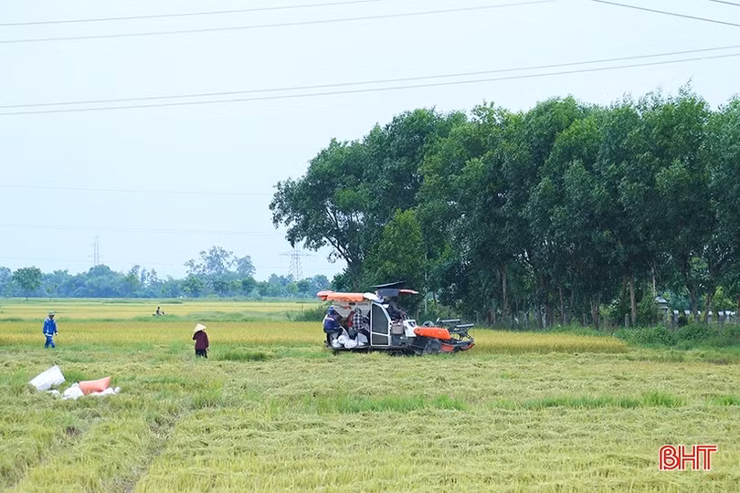 3 hồ chứa nước ở Hà Tĩnh chủ động xả tràn trước mưa lớn