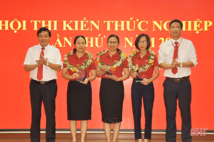 Agribank Chi nhánh Hà Tĩnh II tổ chức hội thi kiến thức nghiệp vụ năm 2022