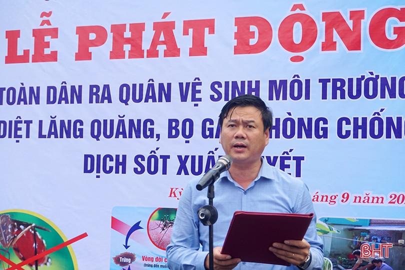 Ra quân diệt bọ gậy tại “điểm nóng” sốt xuất huyết ở thị xã Kỳ Anh