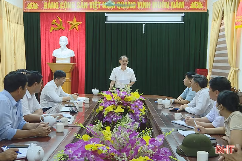 Tập trung dập tắt 4 ổ dịch sốt xuất huyết tại phường Kỳ Phương