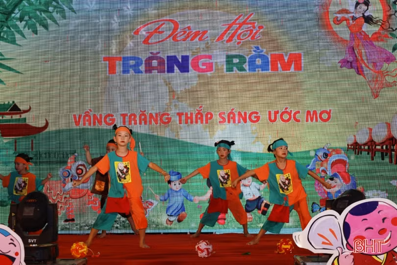 Các đơn vị, địa phương tổ chức Tết Trung thu cho các cháu thiếu nhi