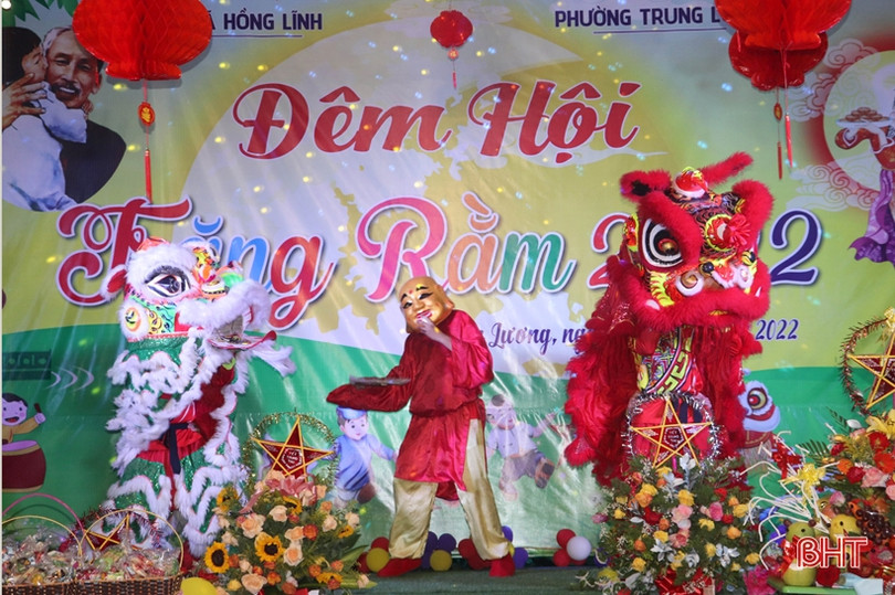 Rộn ràng sắc màu Trung thu tại thị xã Hồng Lĩnh