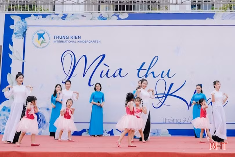 Hơn 500 học sinh Trường Mầm non Trung Kiên vui khai giảng năm học mới