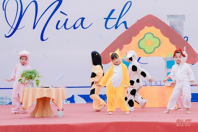 Hơn 500 học sinh Trường Mầm non Trung Kiên vui khai giảng năm học mới