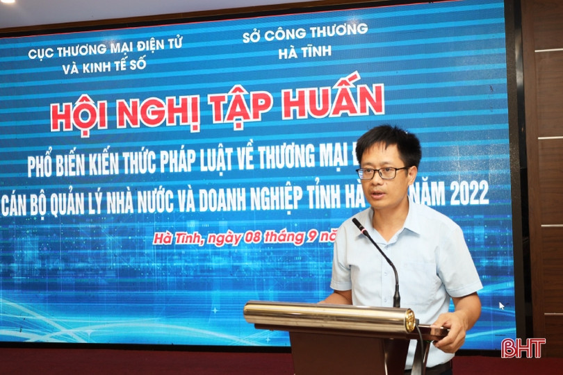 150 học viên tham gia tập huấn phổ biến kiến thức pháp luật về thương mại điện tử