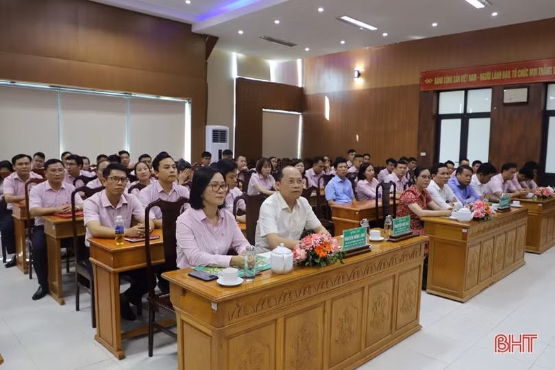 Bổ nhiệm Giám đốc Chi nhánh Ngân hàng Chính sách xã hội Hà Tĩnh