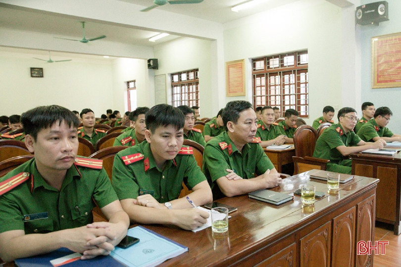 Nâng cao kỹ năng nghiệp vụ PCCC cho lực lượng công an huyện Hương Sơn