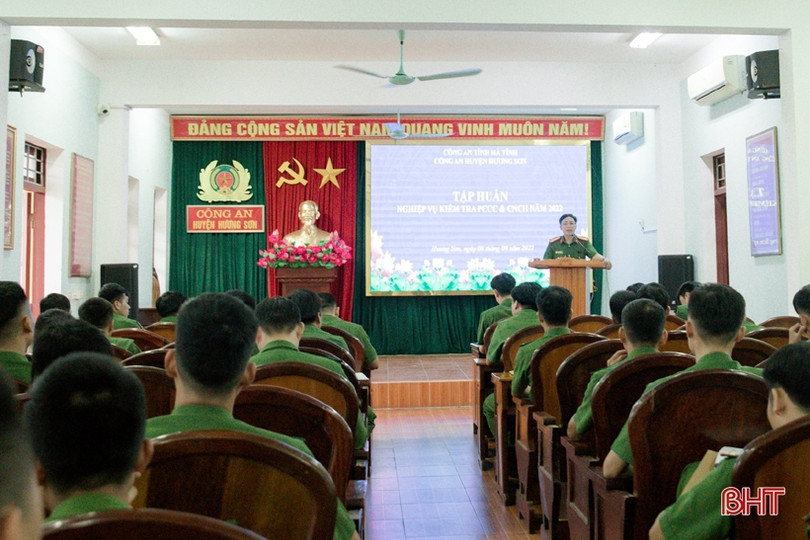 Nâng cao kỹ năng nghiệp vụ PCCC cho lực lượng công an huyện Hương Sơn