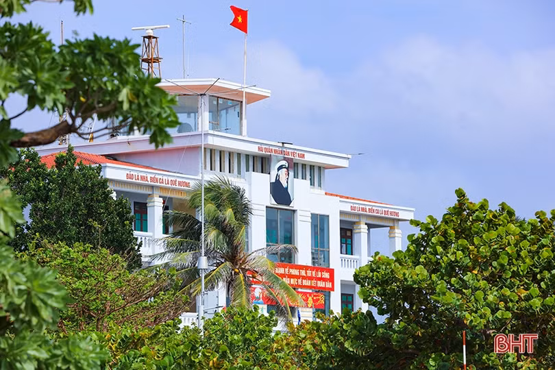 Giữ Trường Sa thêm xanh