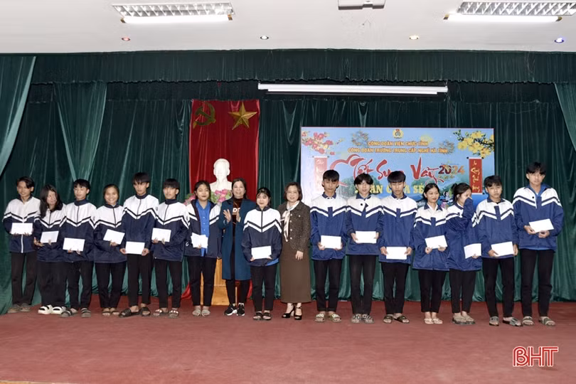Các trường nghề ở Hà Tĩnh tổ chức nhiều hoạt động đón tết ý nghĩa