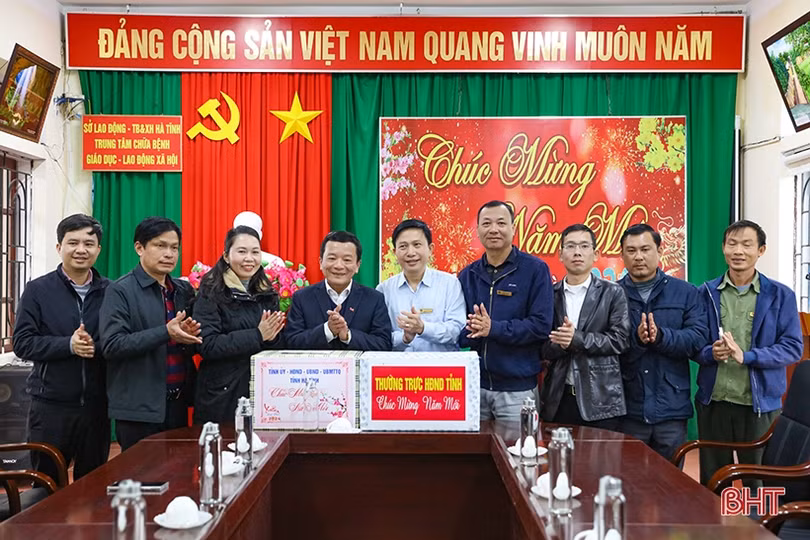 Đảm bảo các đối tượng bảo trợ xã hội được đón tết đầm ấm, đủ đầy