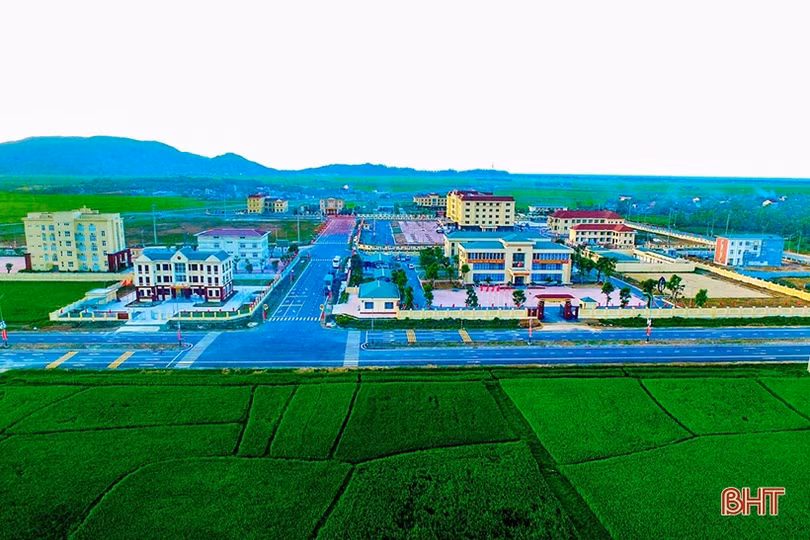 Khơi khát vọng, cống hiến từ những quyết sách hợp lòng dân