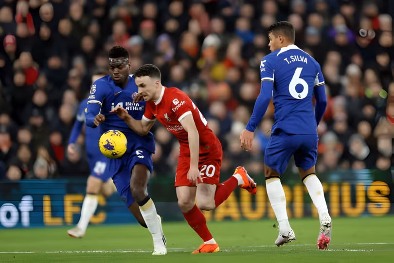 Liverpool nhấn chìm Chelsea trong trận cầu 5 bàn thắng