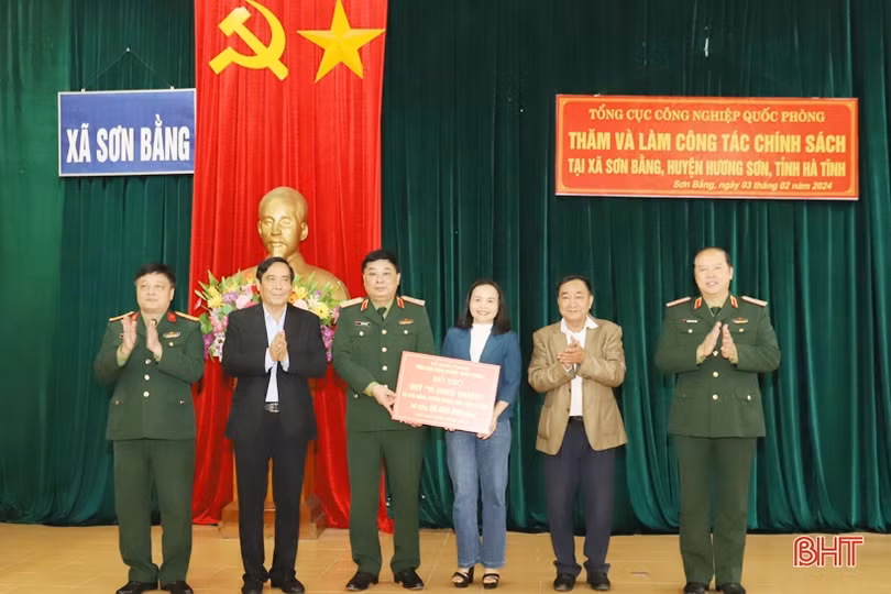 550 triệu đồng hỗ trợ công tác an sinh xã hội ở Hương Sơn