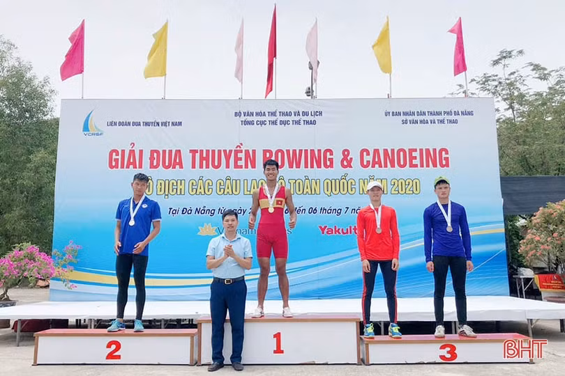 “Tay chèo vàng” của đua thuyền Hà Tĩnh