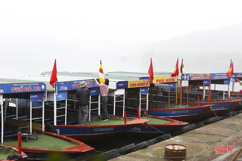 Sẵn sàng cho ngày khai hội chùa Hương Tích