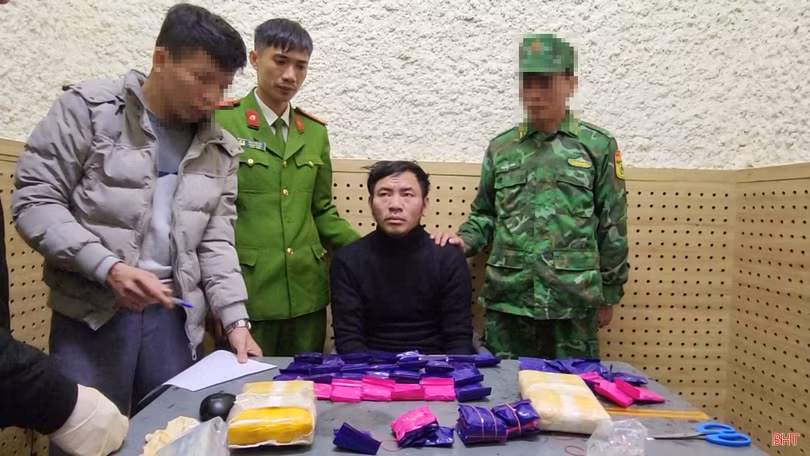 Bắt đối tượng giết người, 2 năm chui lủi trong rừng buôn ma túy