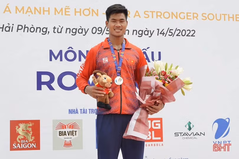 “Tay chèo vàng” của đua thuyền Hà Tĩnh ảnh 1 “Tay chèo vàng” của đua thuyền Hà Tĩnh