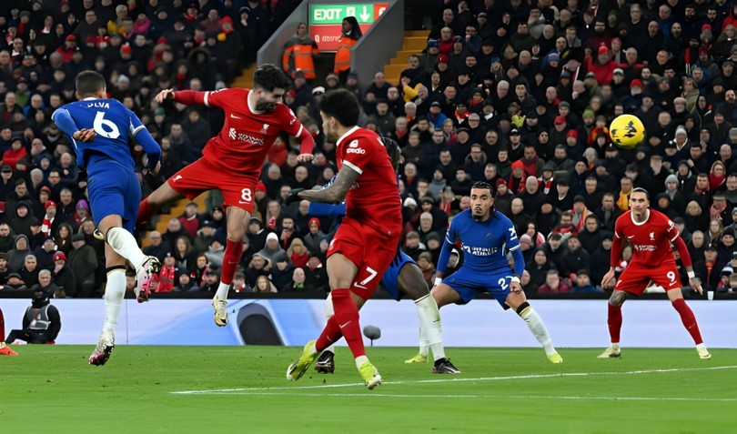 Liverpool nhấn chìm Chelsea trong trận cầu 5 bàn thắng