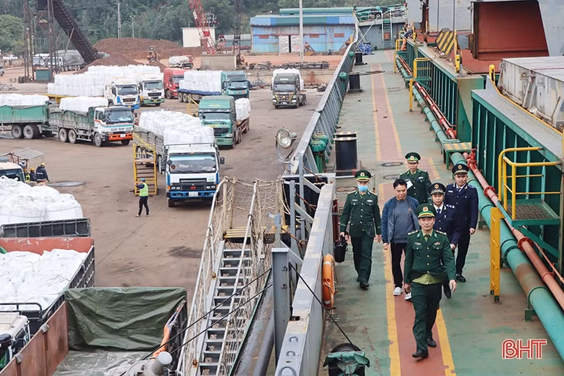 Ngăn “hàng cấm” xâm nhập địa bàn Hà Tĩnh