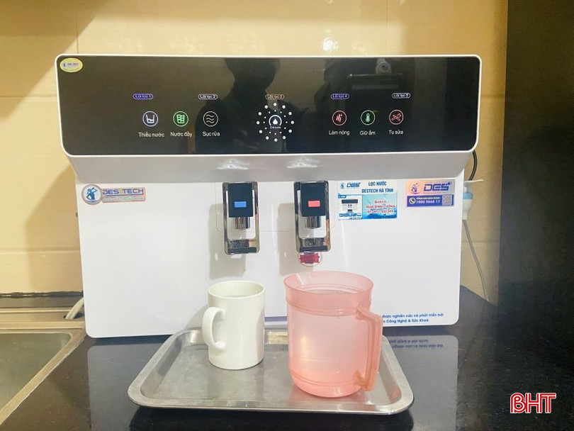 Máy lọc nước của các hộ gia đình tại TDP Tây Yên, phường Thành Sen trùng khớp với chiếc máy của bà Võ Thị Hợi (xã Can Lộc) từ mẫu mã, hình dáng, giá bán đến tem mác, thông tin, địa chỉ người bán hàng. bqbht_br_bo-sungg-ok.jpg
