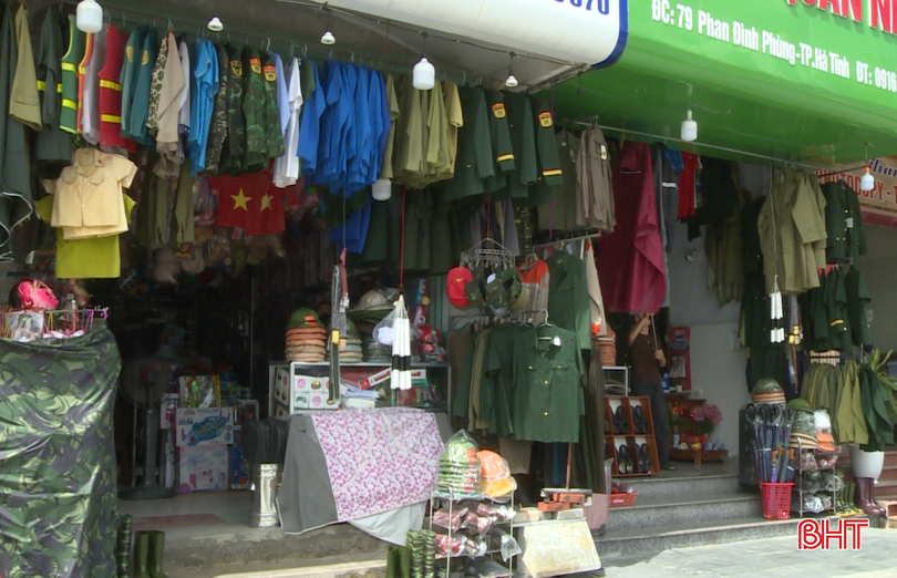 Các cửa hàng kinh doanh quân phục. bqbht_br_4.png