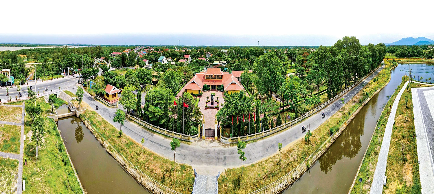 Hà Tĩnh nguyện cùng Nhân dân cả nước gìn giữ, phát huy di sản của Đại thi hào Nguyễn Du, xây dựng quê hương ngày càng giàu mạnh