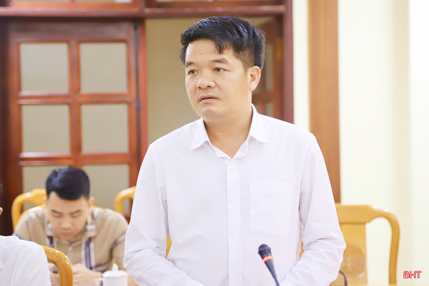 Chủ tịch Ủy ban MTTQ tỉnh Trần Nhật Tân cho ý kiến vào chương trình đại hội và các nội dung liên quan. bqbht_br_img-3306-copy.jpg