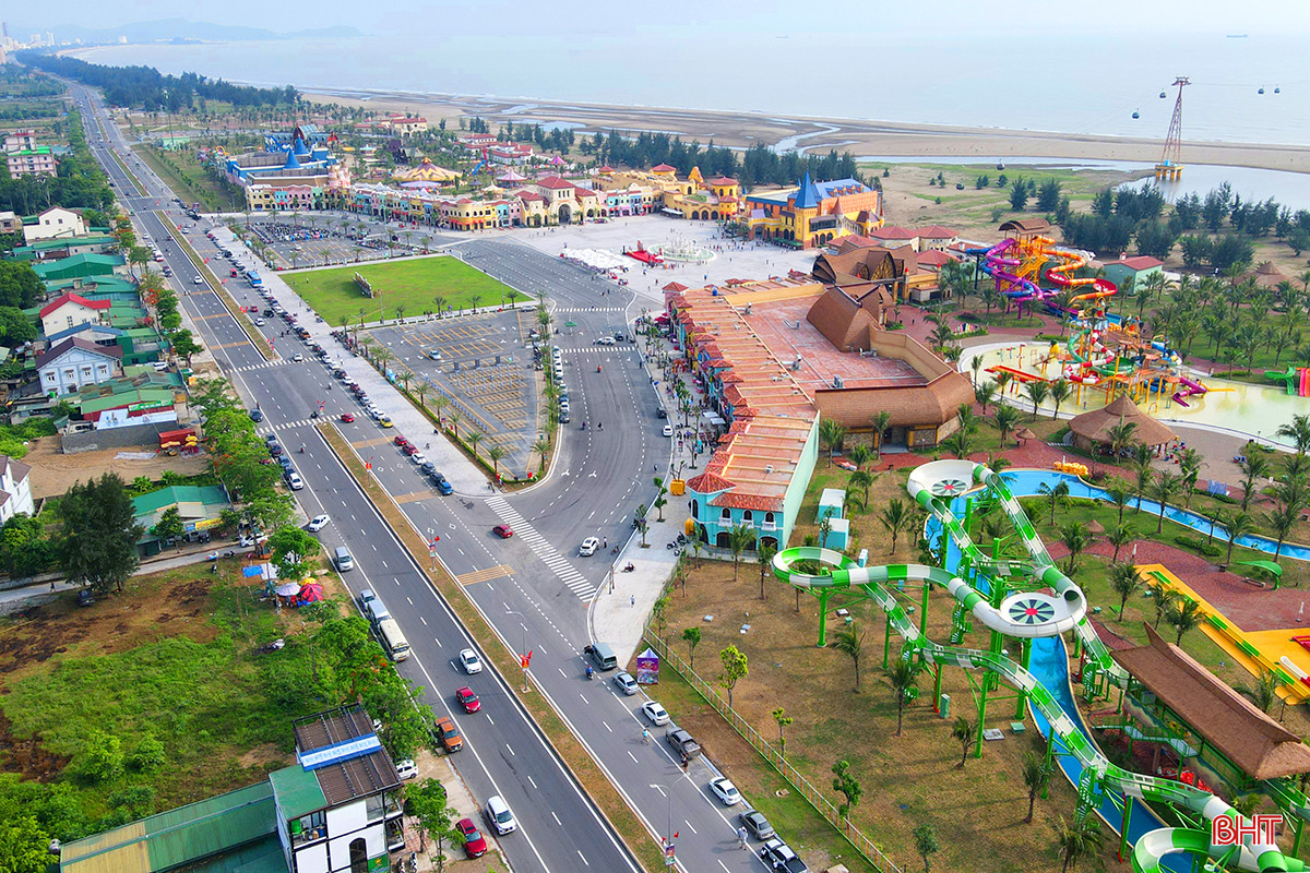 Toàn cảnh VinWonders Cửa Hội. aDJI_0389.jpg