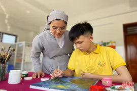 Vượt lên khiếm khuyết, chạm tới ước mơ