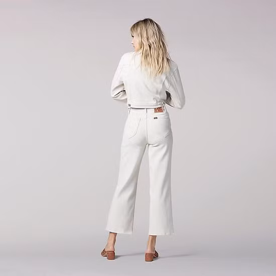 Các kiểu giày đế thấp cho chị em văn phòng không thể bỏ qua