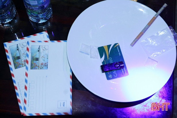 20 đối tượng ở Nghệ An sang Hà Tĩnh “đập đá” trong quán karaoke