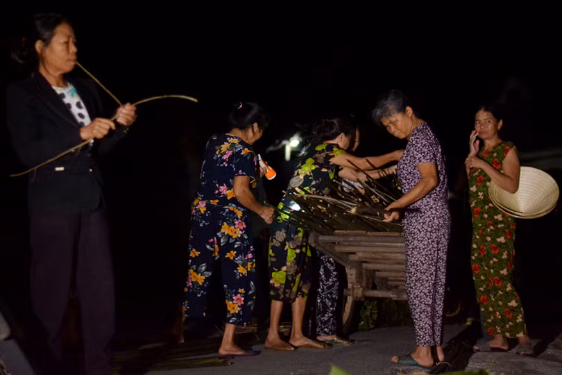 Khám phá chợ đêm gần trăm tuổi ở Hà Tĩnh