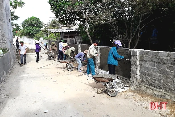 Hơn 14.400 lượt người dân Thạch Hà thi đua làm nông thôn mới