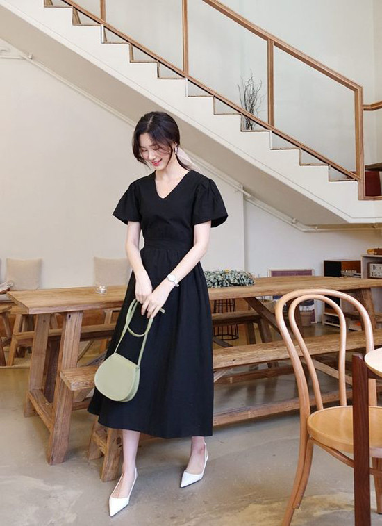 Các mẫu váy dáng dài cho nàng đón thu